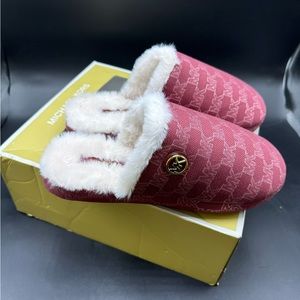 Michael Kors Alexis Closed Toe Slipper Slide - Mulberry Sizes 9